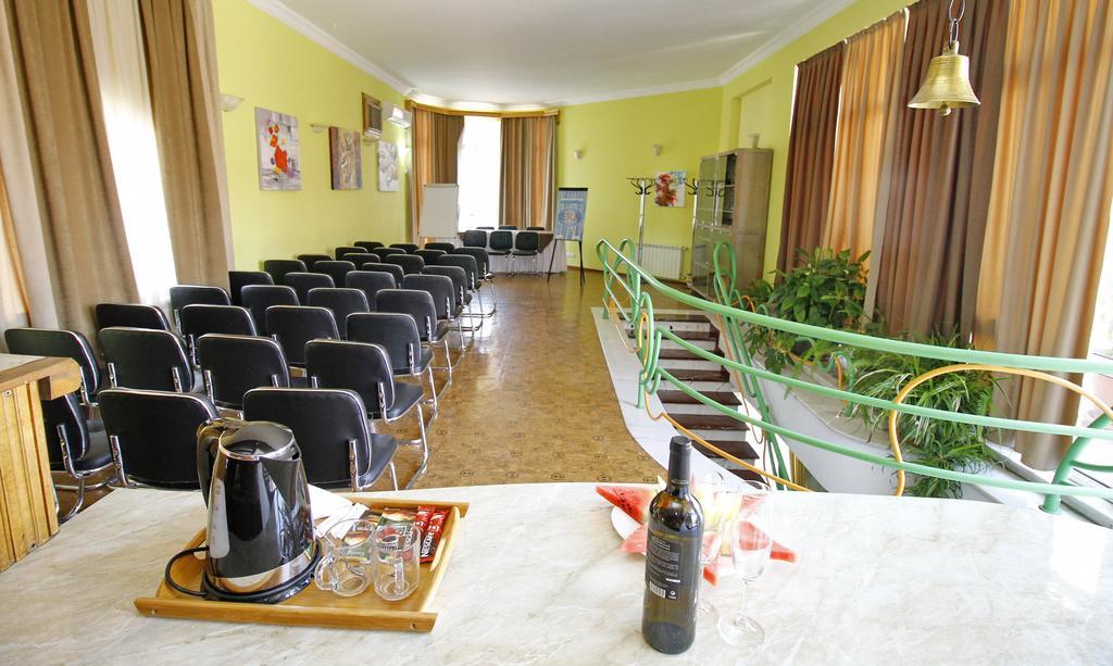Irmeni Hotel Tbilisi Zewnętrze zdjęcie