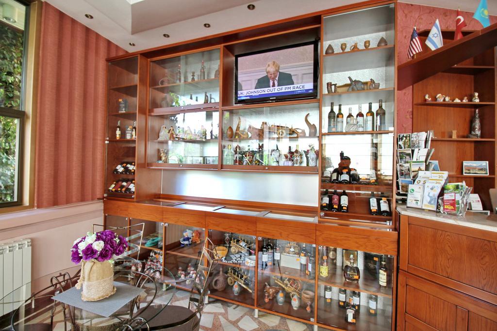 Irmeni Hotel Tbilisi Zewnętrze zdjęcie