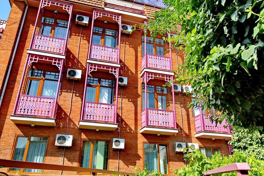 Irmeni Hotel Tbilisi Zewnętrze zdjęcie