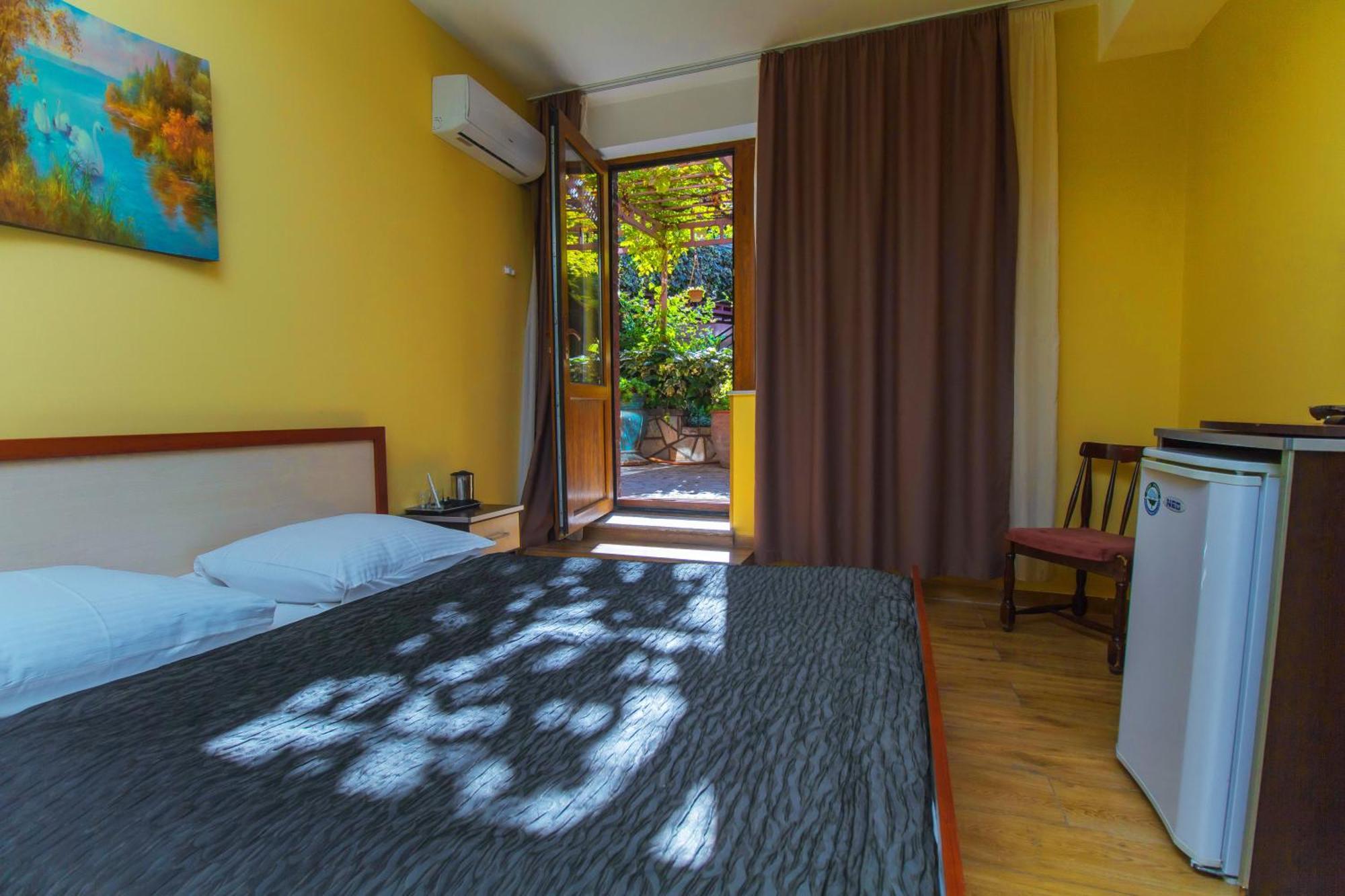 Irmeni Hotel Tbilisi Zewnętrze zdjęcie
