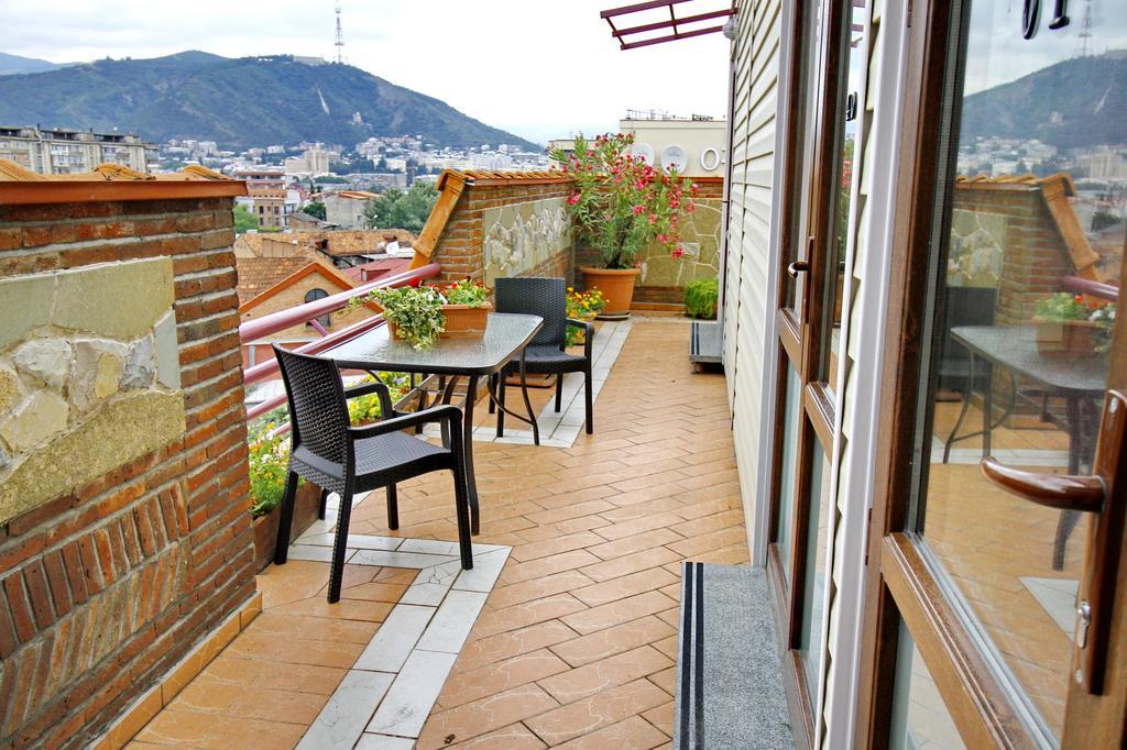 Irmeni Hotel Tbilisi Zewnętrze zdjęcie