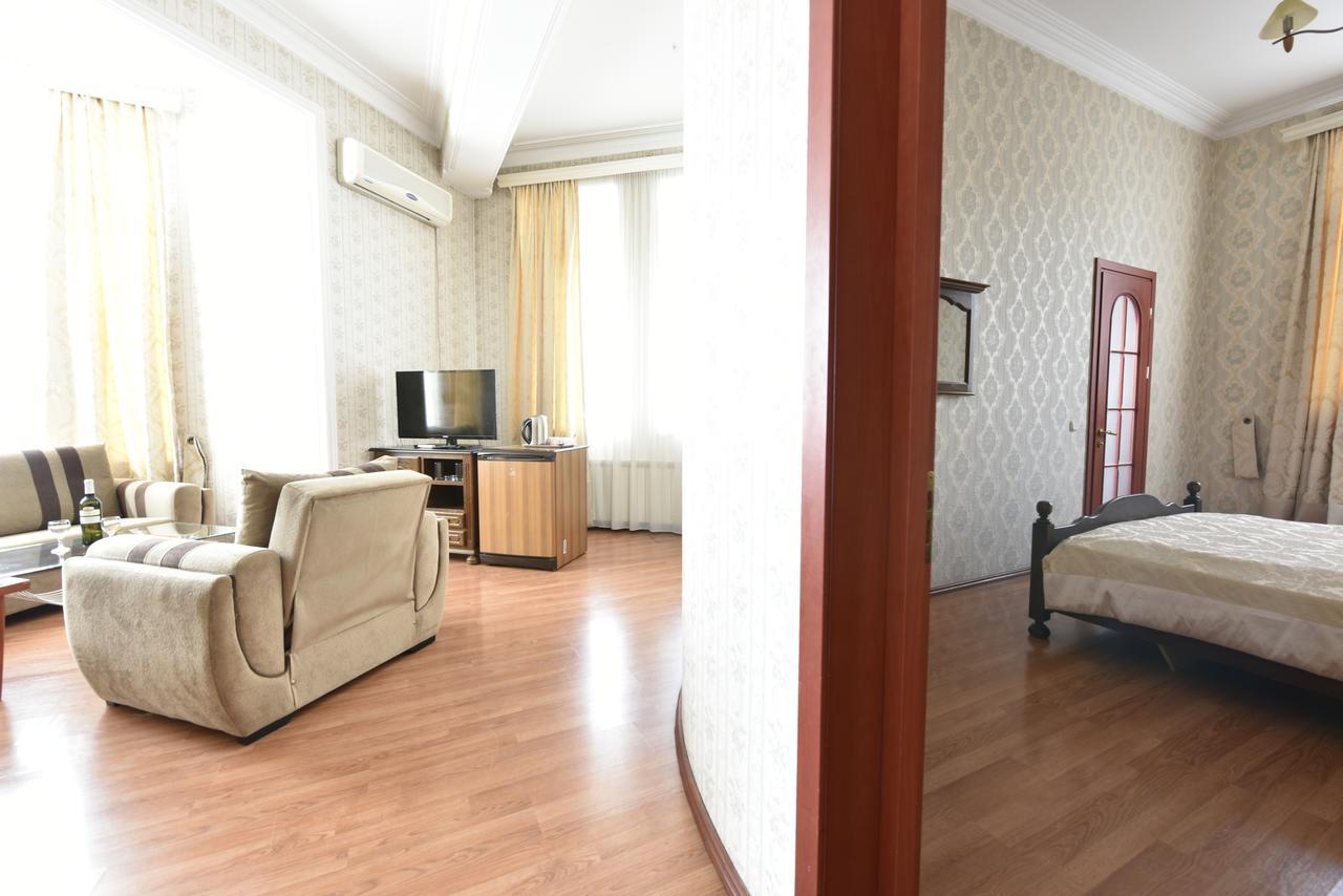 Irmeni Hotel Tbilisi Zewnętrze zdjęcie