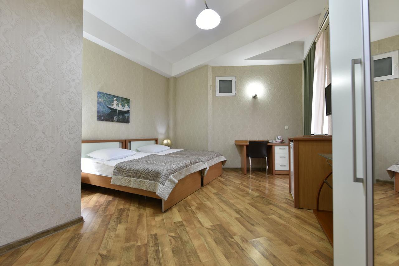 Irmeni Hotel Tbilisi Zewnętrze zdjęcie
